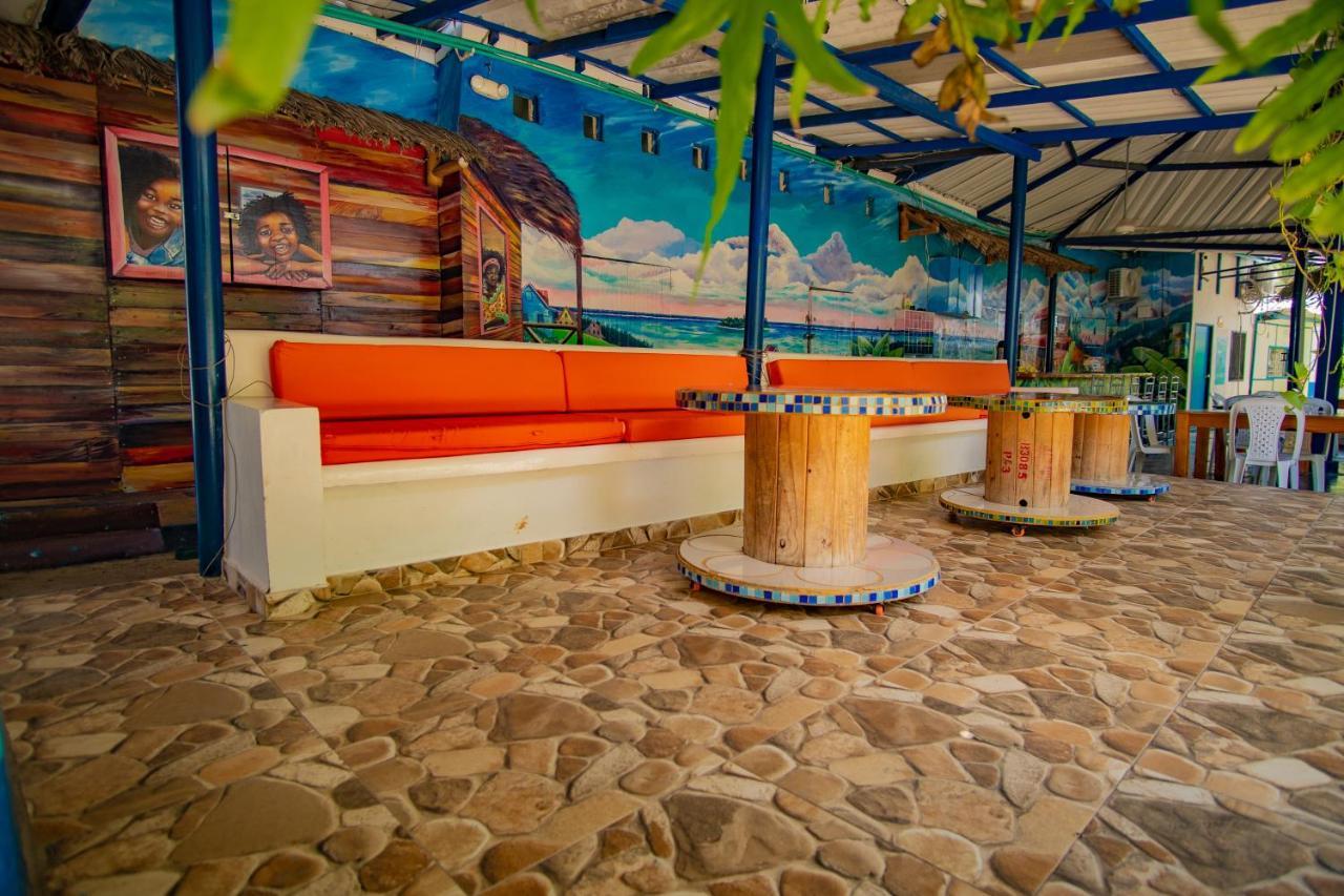 Alojamiento San Martin San Andrés Екстериор снимка