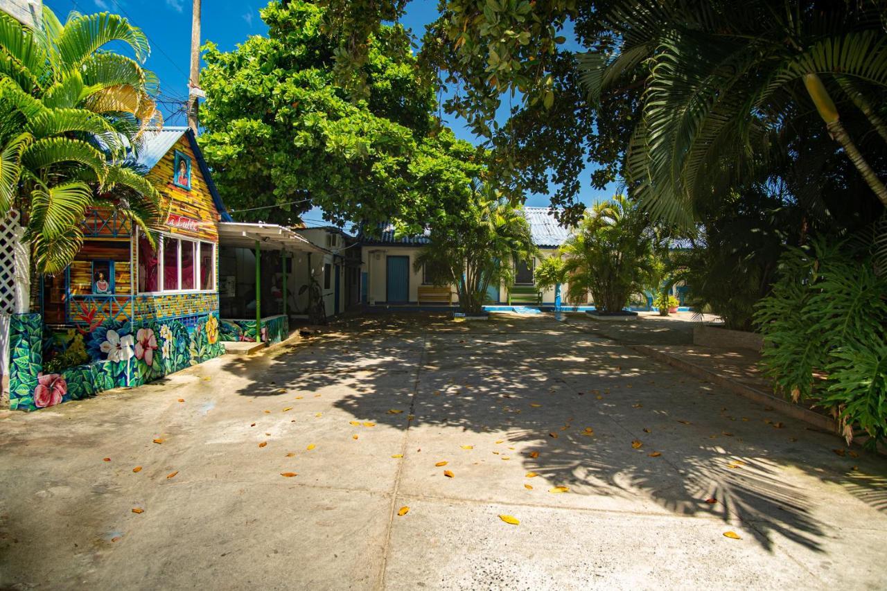 Alojamiento San Martin San Andrés Екстериор снимка