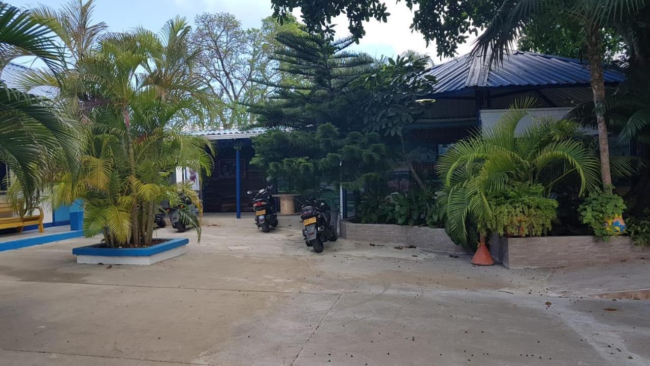 Alojamiento San Martin San Andrés Екстериор снимка